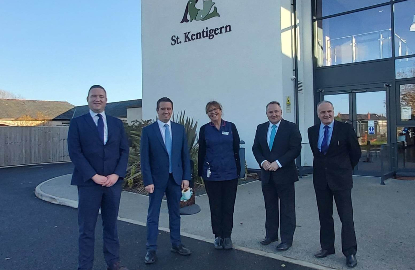 St Kentigern Hospice team praised by politicians